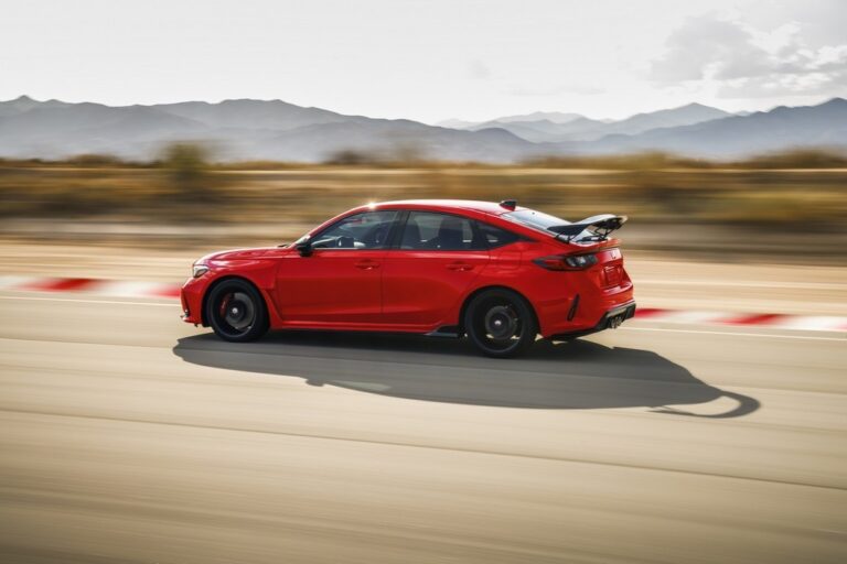 Honda Civic Type R 2023: immagini