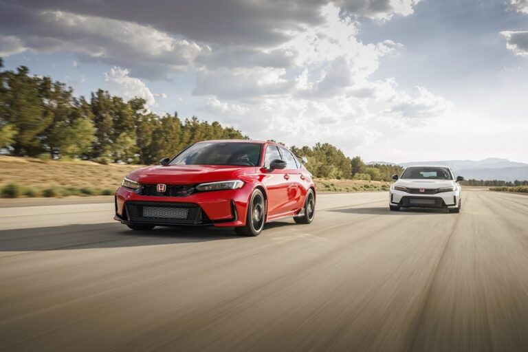 Honda Civic Type R 2023: immagini