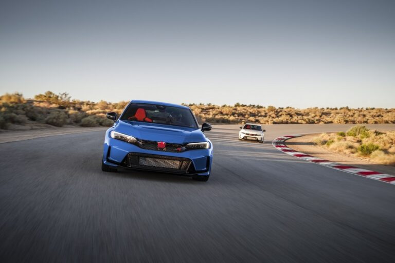 Honda Civic Type R 2023: immagini