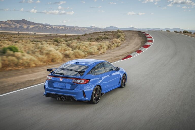 Honda Civic Type R 2023: immagini