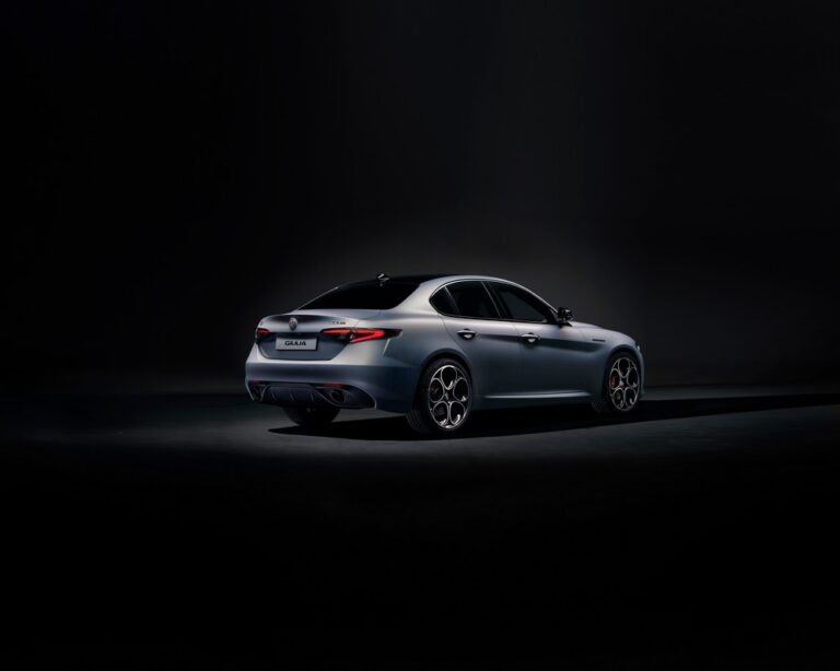 Alfa Romeo Giulia e Stelvio Competizione 2023