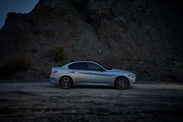 Alfa Romeo Giulia e Stelvio Competizione 2023