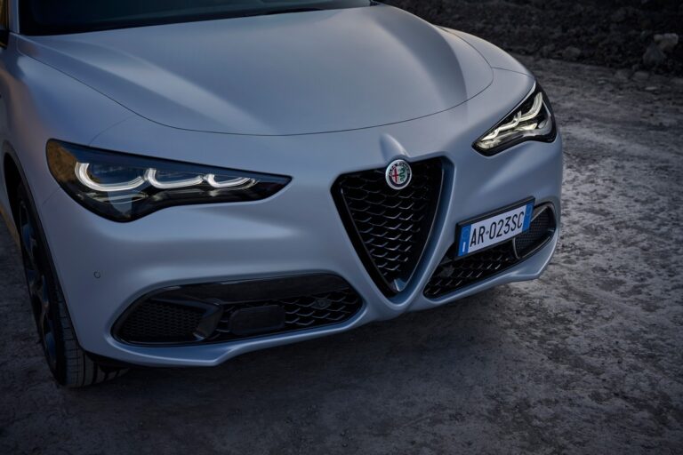 Alfa Romeo Giulia e Stelvio Competizione 2023