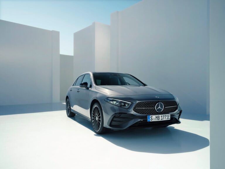 Mercedes-Benz Classe A e Classe B: restyling