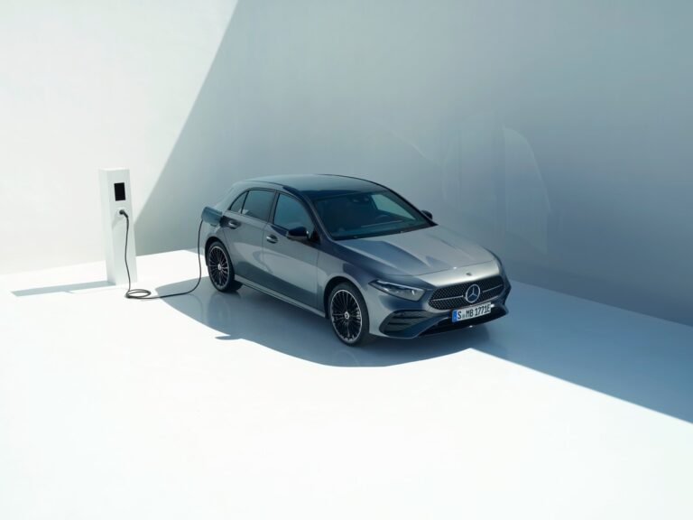 Mercedes-Benz Classe A e Classe B: restyling