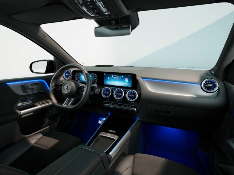 Mercedes-Benz Classe A e Classe B: restyling