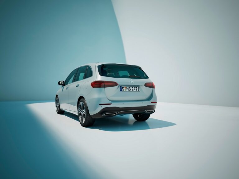 Mercedes-Benz Classe A e Classe B: restyling