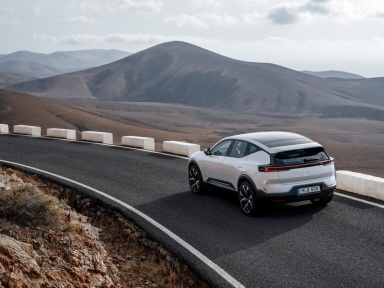 Polestar 3: le immagini ufficiali