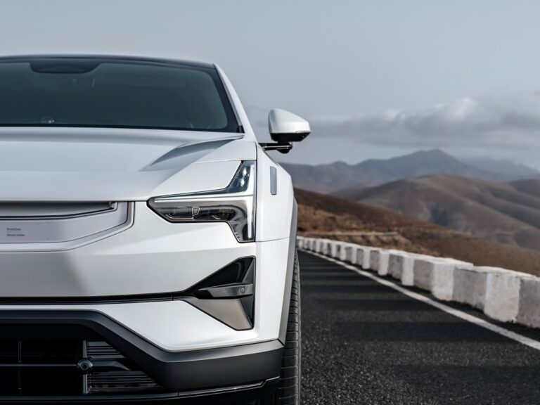 Polestar 3: le immagini ufficiali