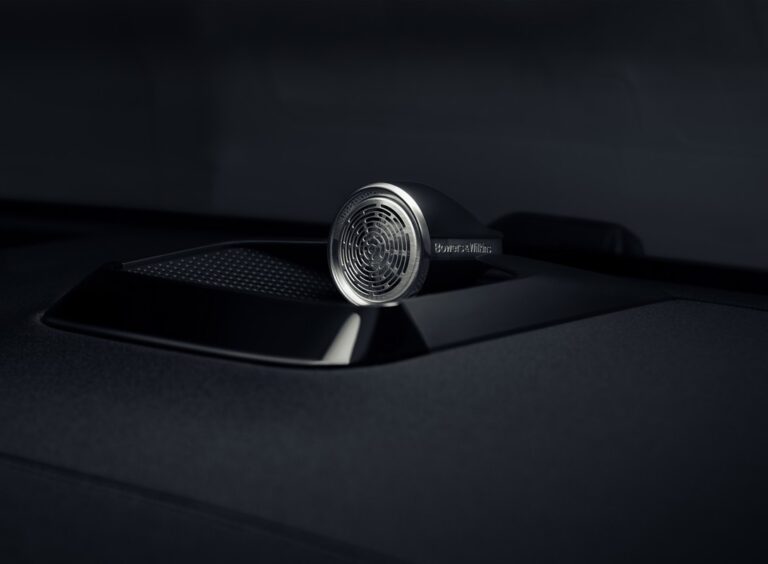 Polestar 3: le immagini ufficiali