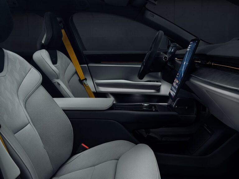Polestar 3: le immagini ufficiali