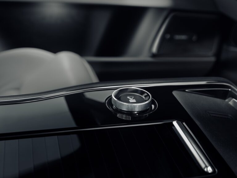 Polestar 3: le immagini ufficiali