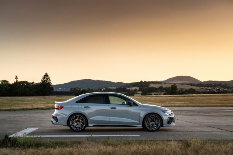 Audi RS3 Performance Edition: immagini