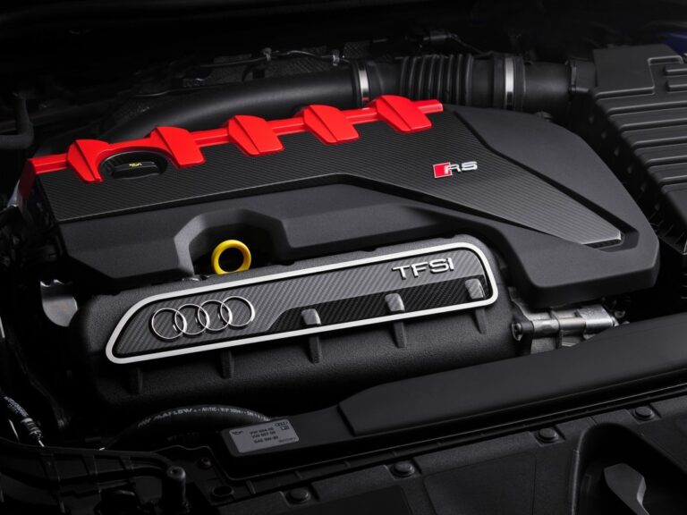 Audi RS3 Performance Edition: immagini