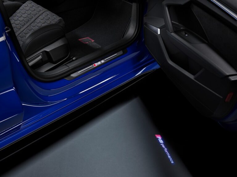 Audi RS3 Performance Edition: immagini