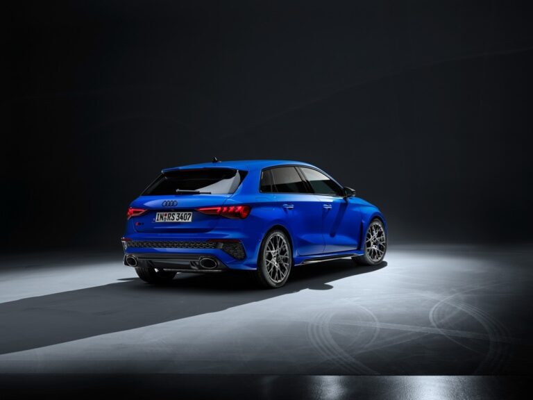 Audi RS3 Performance Edition: immagini