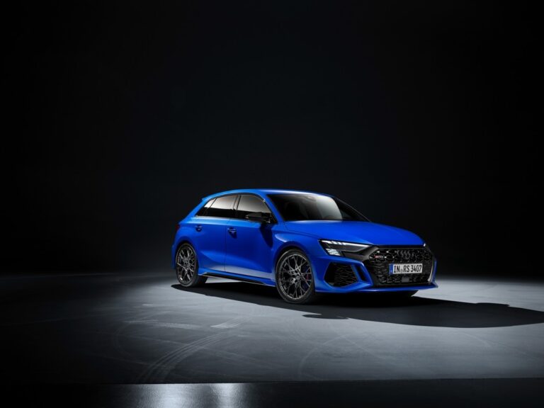 Audi RS3 Performance Edition: immagini