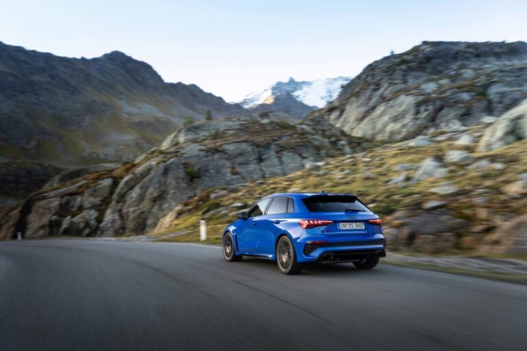 Audi RS3 Performance Edition: immagini