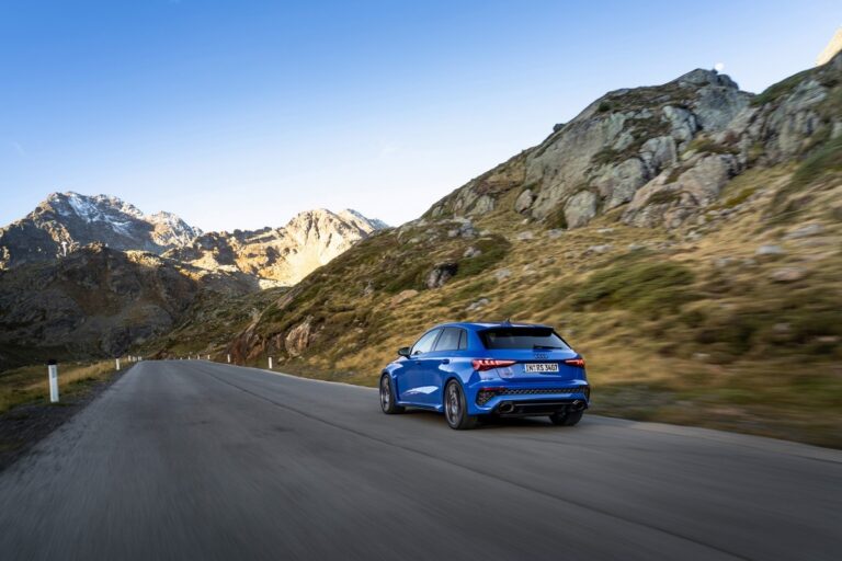 Audi RS3 Performance Edition: immagini