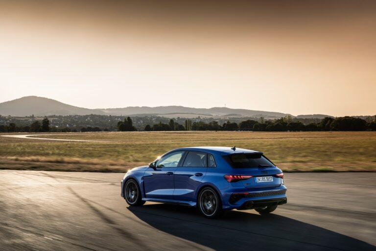Audi RS3 Performance Edition: immagini