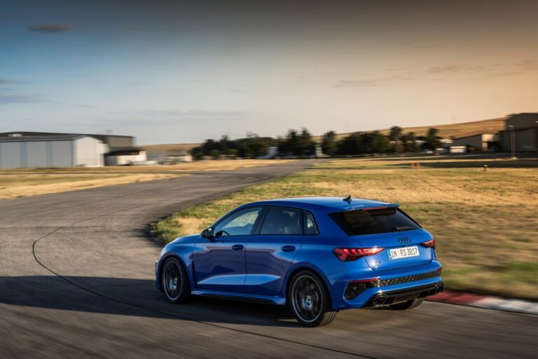 Audi RS3 Performance Edition: immagini