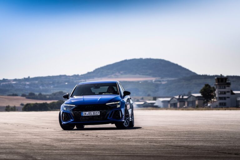 Audi RS3 Performance Edition: immagini