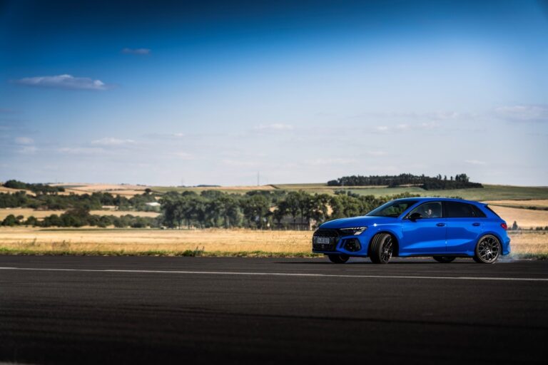 Audi RS3 Performance Edition: immagini