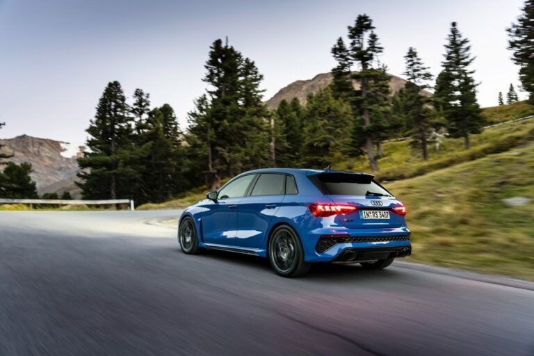 Audi RS3 Performance Edition: immagini