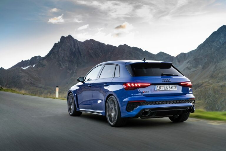 Audi RS3 Performance Edition: immagini