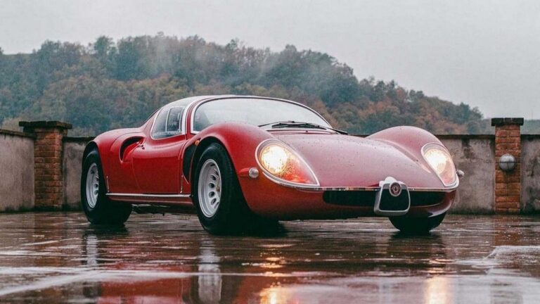 Alfa Romeo 33 Stradale