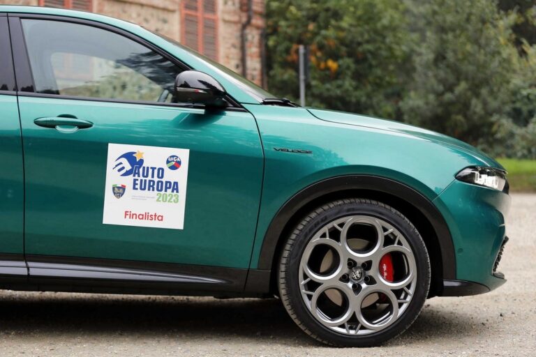 Alfa Romeo Tonale è Auto Europa 2023: le immagini