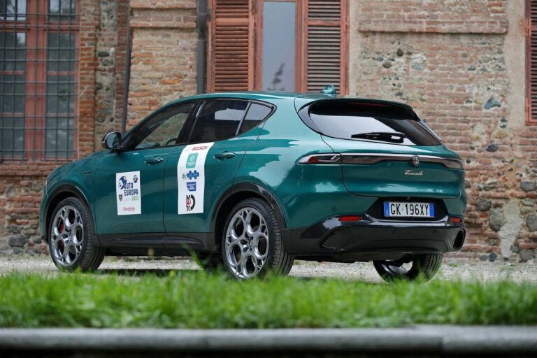 Alfa Romeo Tonale è Auto Europa 2023: le immagini