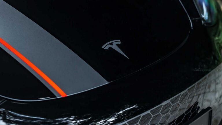 Tesla Model 3 by Manhart