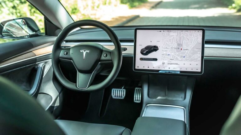 Tesla Model 3 by Manhart