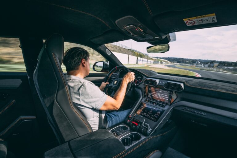 Lamborghini Urus Performante: la prova