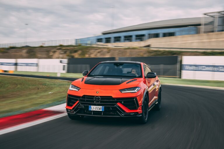 Lamborghini Urus Performante: la prova