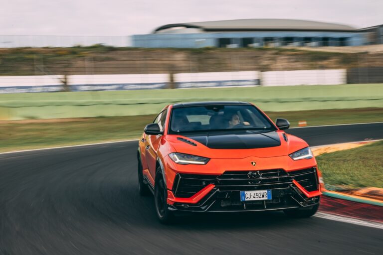 Lamborghini Urus Performante: la prova