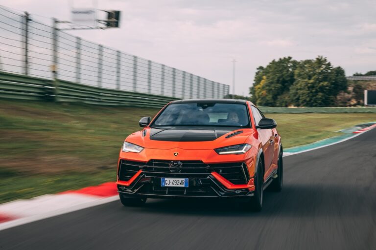 Lamborghini Urus Performante: la prova