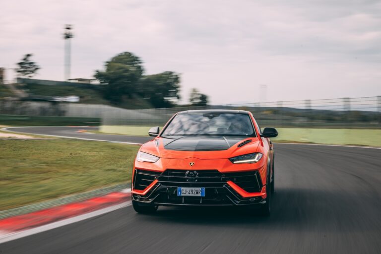Lamborghini Urus Performante: la prova