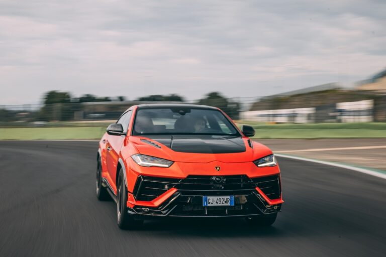 Lamborghini Urus Performante: la prova