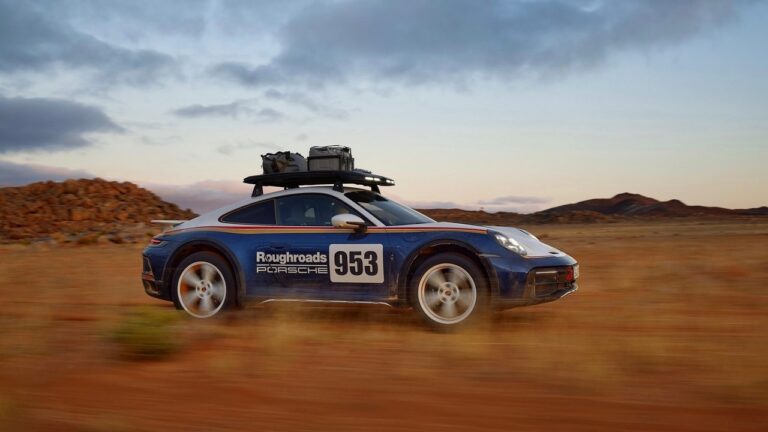 Porsche 911 Dakar: immagini ufficiali