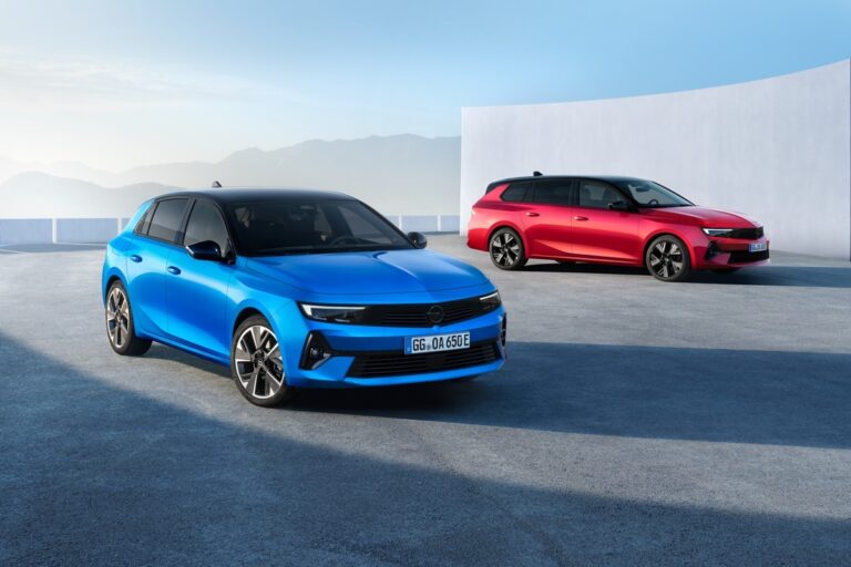 Opel Astra Electric: immagini ufficiali