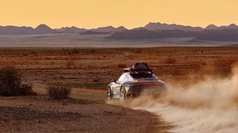 Porsche 911 Dakar: immagini ufficiali