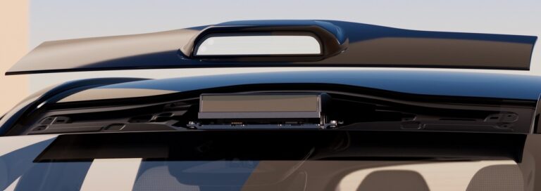 Volvo EX90: le immagini ufficiali