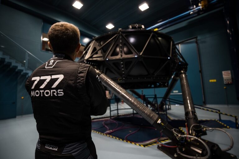 777 hypercar: le immagini