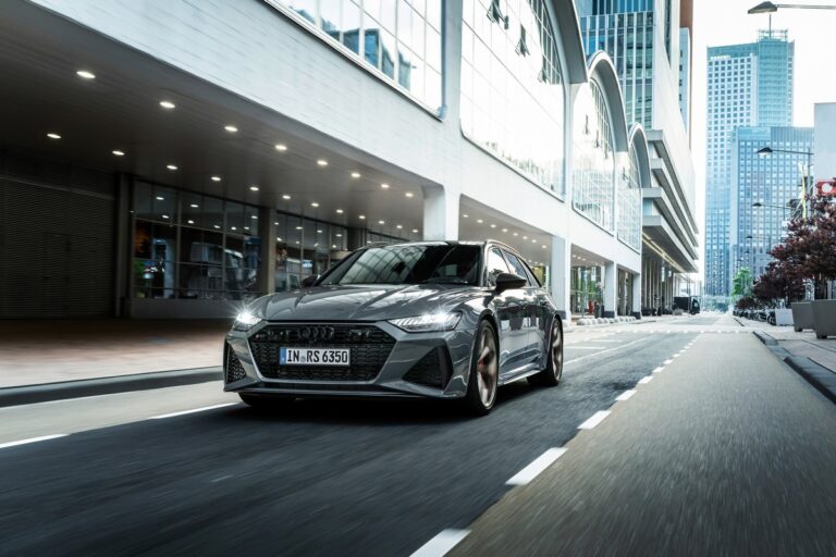 Audi RS6 e RS7 Performance: immagini ufficiali