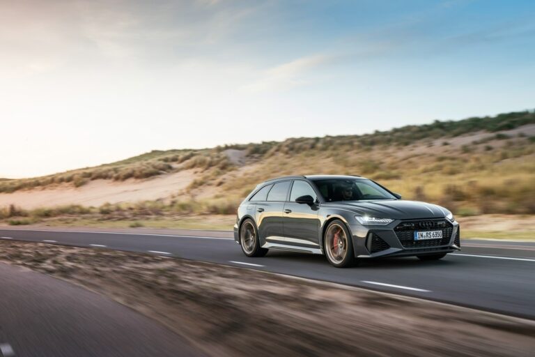 Audi RS6 e RS7 Performance: immagini ufficiali