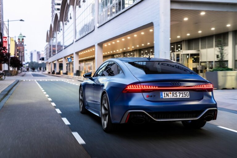 Audi RS6 e RS7 Performance: immagini ufficiali