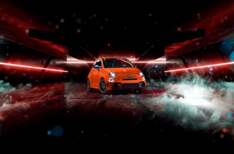 Abarth 595 e 695 2023: immagini ufficiali