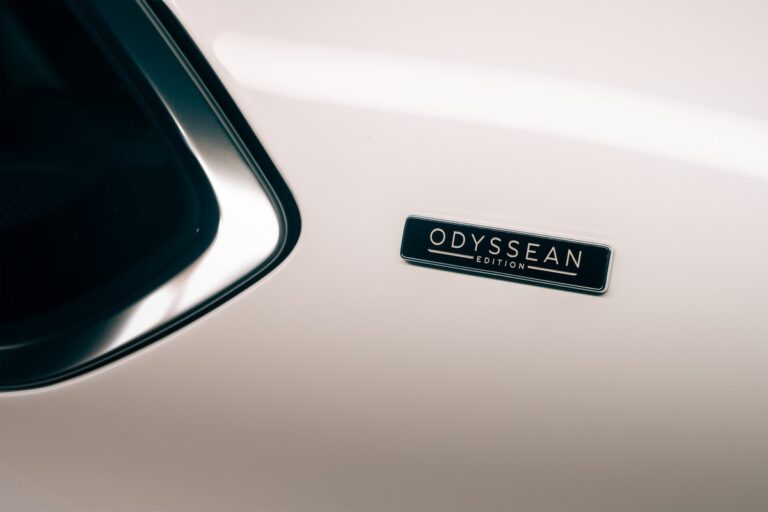 Bentley Bentayga Odyssean Edition: immagini